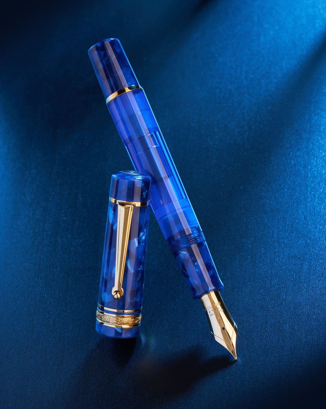 Delta DV Oversize Imperial Blue Limited Edition Fountain Pen