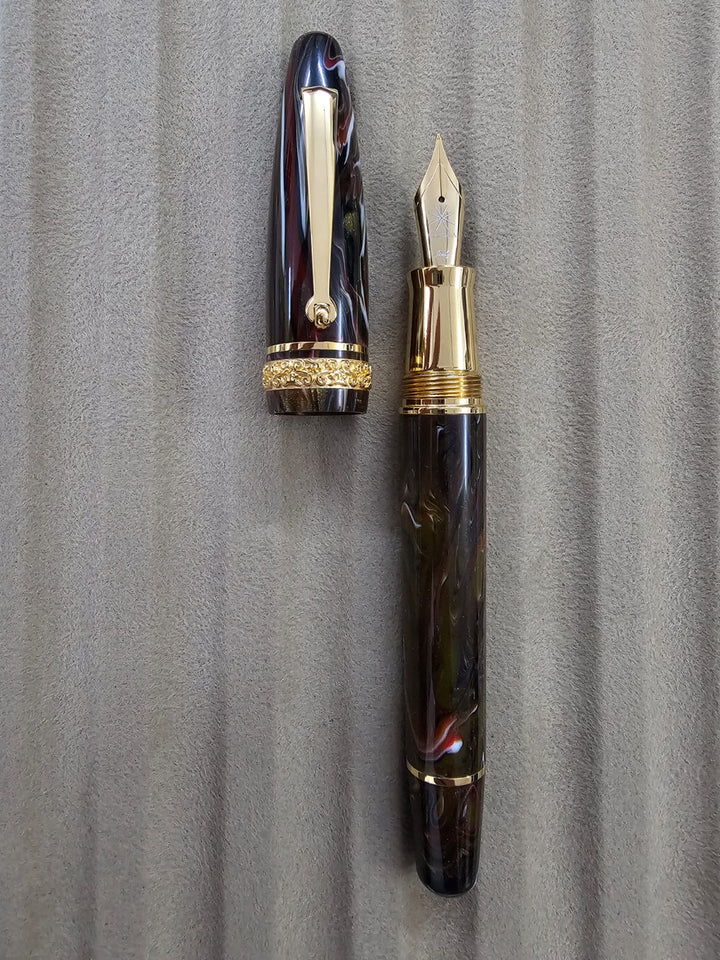Maiora Ultra Ogiva Golden Age Earth GT Fountain Pen